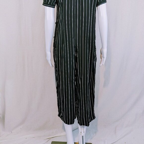Dress Forum Los Angeles Black and White Striped Jumpsuit Women's Size Medium - Picture 4 of 8